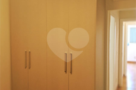 Apartamento à venda com 4 quartos, sendo 2 suítes,  em Vila Sfeir, Indaiatuba, SP