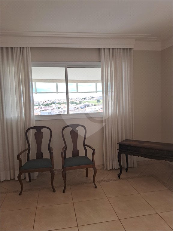 Apartamento à venda com 4 quartos, sendo 2 suítes,  em Vila Sfeir, Indaiatuba, SP