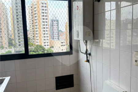 Apartamento à venda ou para alugar com 3 quartos, sendo 1 suíte,  em Santa Teresinha, São Paulo, SP