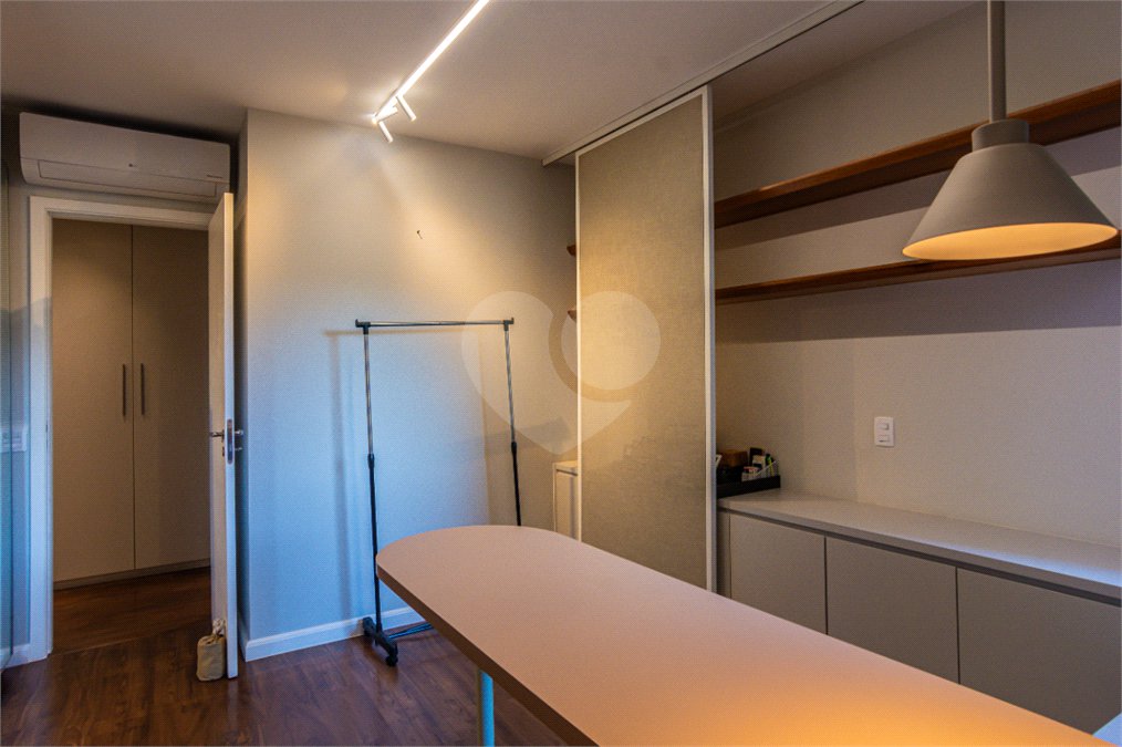 Apartamento à venda com 3 suítes em Granja Julieta, São Paulo, SP