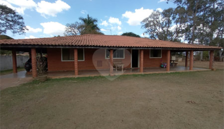 Casa à venda com 3 quartos, sendo 1 suíte,  em Estância Conceição, Itapetininga, SP
