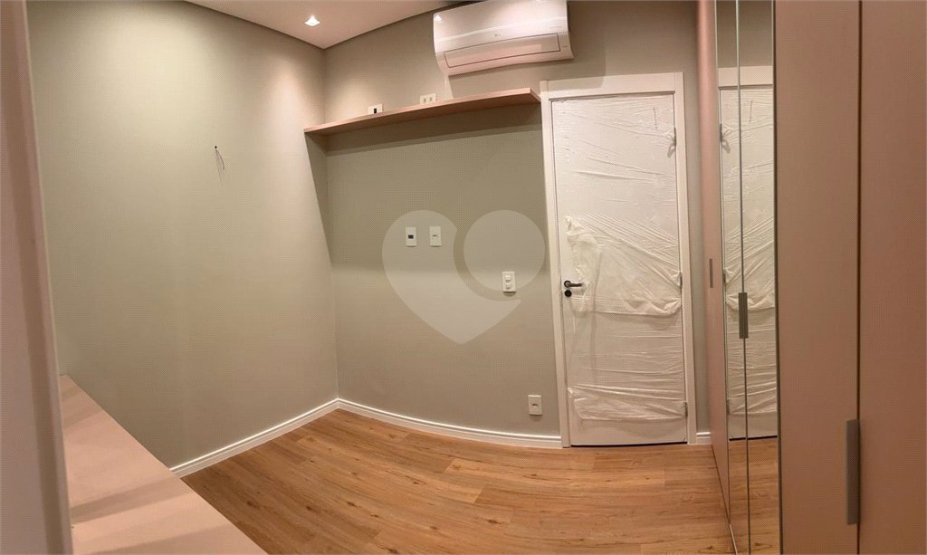 Apartamento à venda com 3 suítes em Parada Inglesa, São Paulo, SP