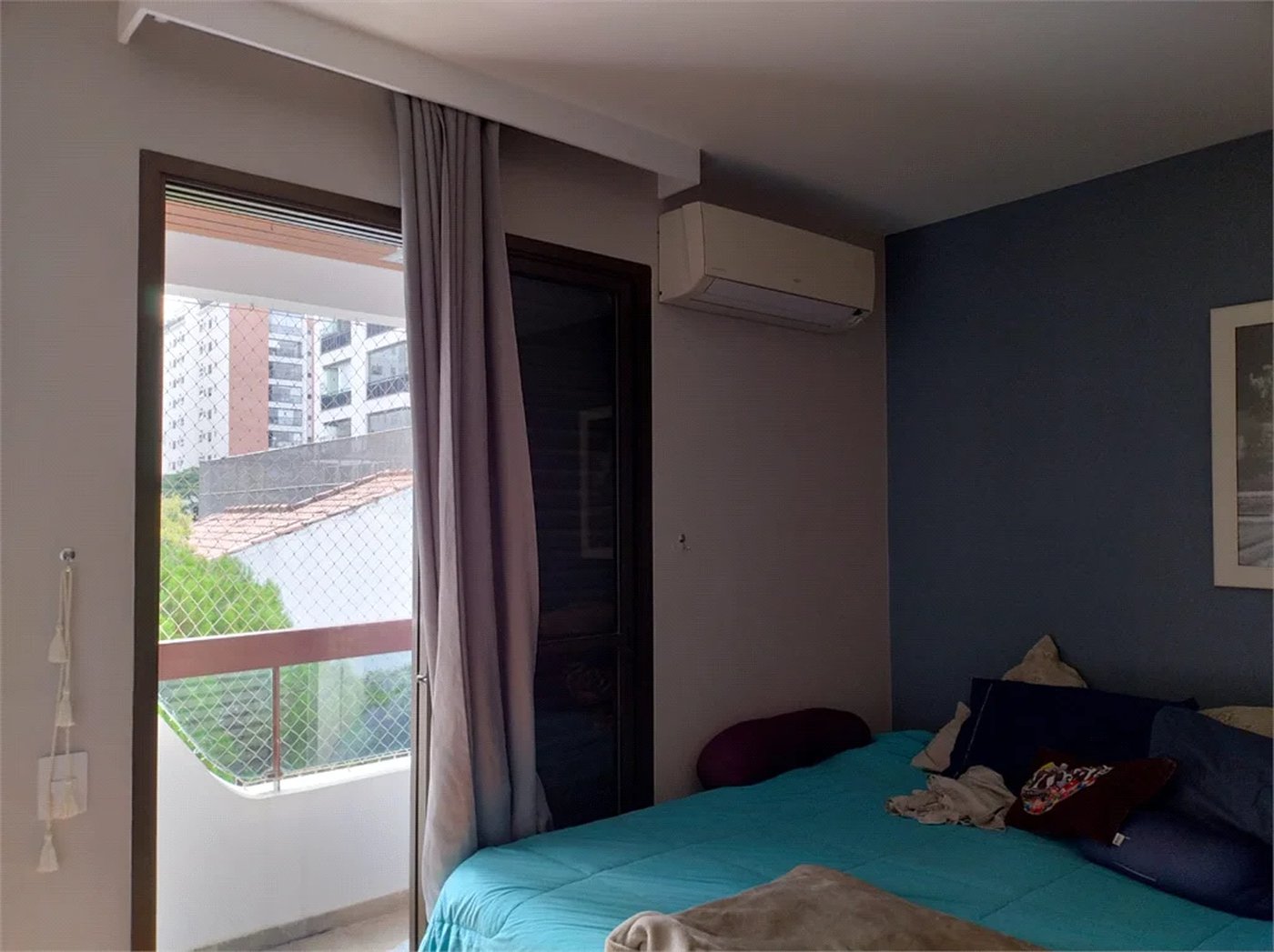 Apartamento à venda com 4 quartos, sendo 1 suíte,  em Brooklin Paulista, São Paulo, SP