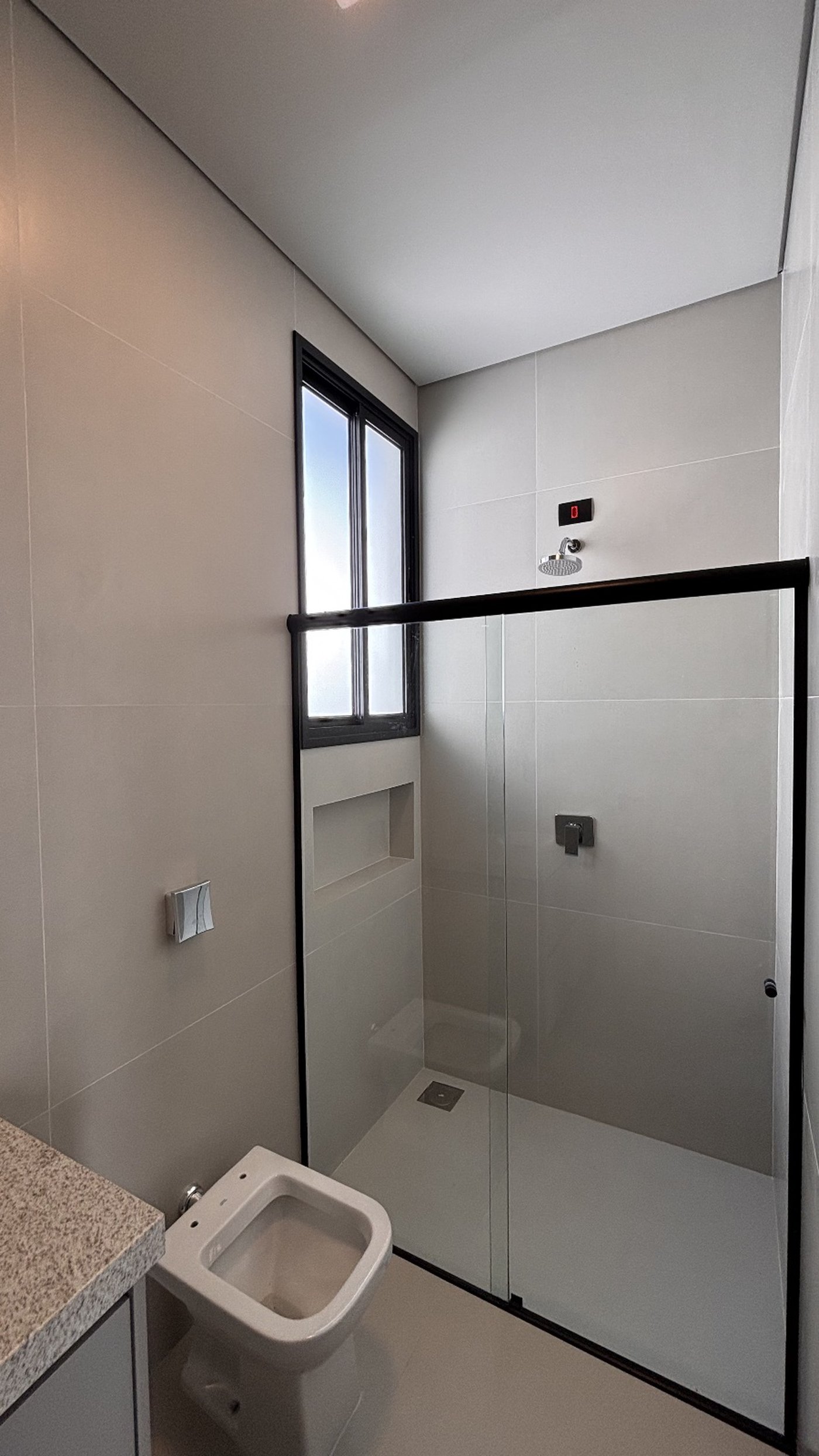 Casa à venda com 4 quartos, sendo 2 suítes, no condomínio Residencial Damha Belvedere, Presidente Prudente - SP