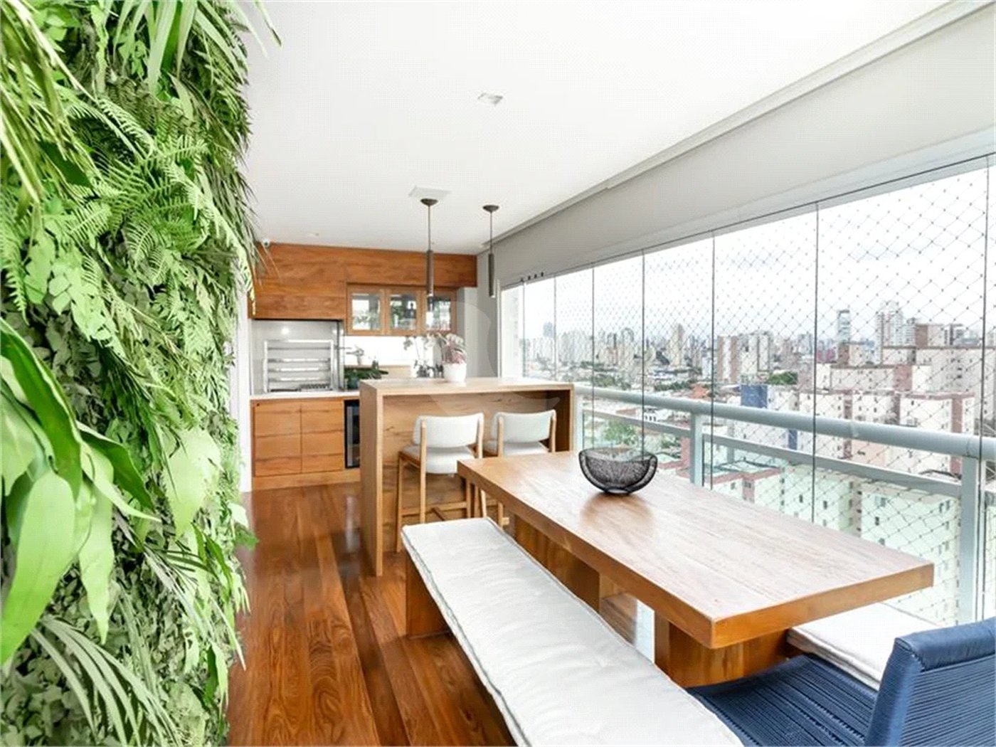 Apartamento à venda com 3 suítes em Vila Mariana, São Paulo, SP