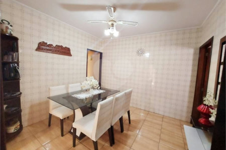 Casa Térrea à venda com 2 quartos em Jardim da Glória, Taboão da Serra, SP