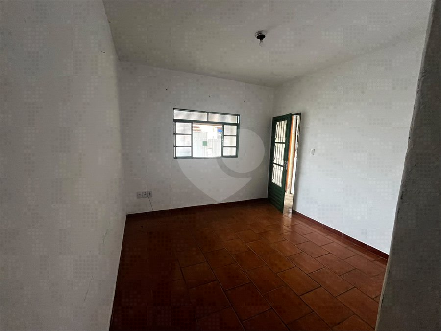 Casa à venda ou para alugar com 2 quartos, sendo 1 suíte,  em Jardim Paulista, Itapetininga, SP