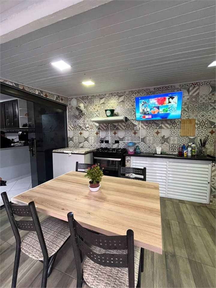 Apartamento Residencial à venda, Vila Júlia, Guarujá - AP0740.