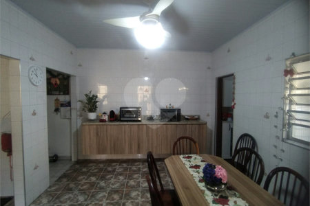 Casa à venda com 4 quartos em Chora Menino, São Paulo, SP