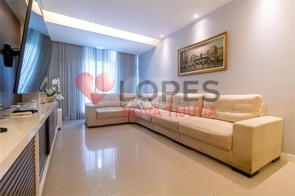 Apartamento à venda com 3 quartos, sendo 1 suíte, em Copacabana, Rio de Janeiro, RJ