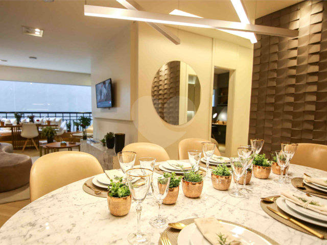 Apartamento à venda com 3 suítes em Morumbi, São Paulo, SP