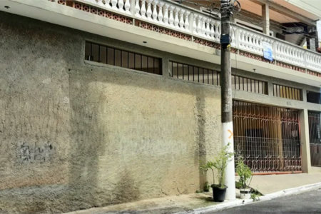 Sobrado à venda com 8 quartos em Jardim São Luís, São Paulo, SP