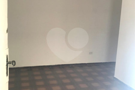 Sobrado à venda com 4 quartos, sendo 2 suítes, em Vila Aurora (zona Norte), São Paulo, SP