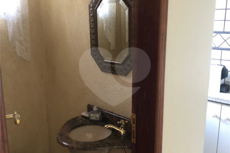 Sobrado à venda com 4 quartos, sendo 2 suítes, em Vila Monumento, São Paulo, SP