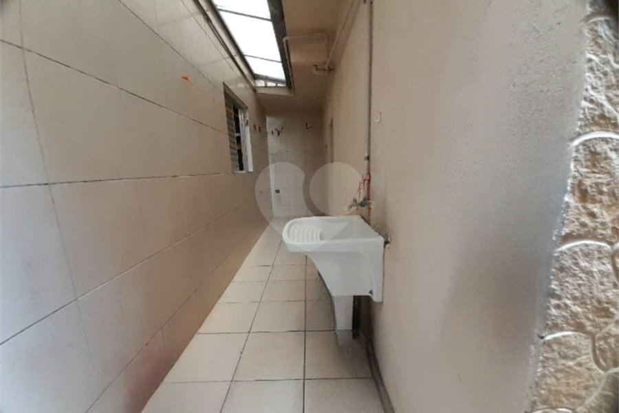 Sobrado à venda com 3 quartos, sendo 1 suíte,  em Saúde, São Paulo, SP
