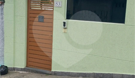 Casa à venda com 2 suítes no condomínio Residencial Maracujás, São Paulo - SP