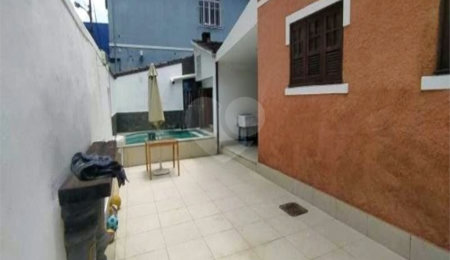 Casa à venda com 5 quartos, sendo 1 suíte,  em Tijuca, Rio de Janeiro, RJ