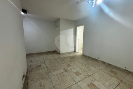 Apartamento à venda com 3 quartos, sendo 1 suíte, em Tijuca, Rio de Janeiro, RJ