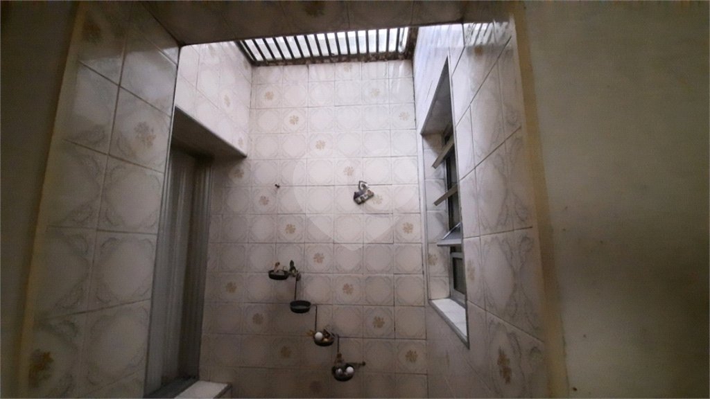 Sobrado à venda com 6 quartos, sendo 2 suítes, em Santana, São Paulo, SP