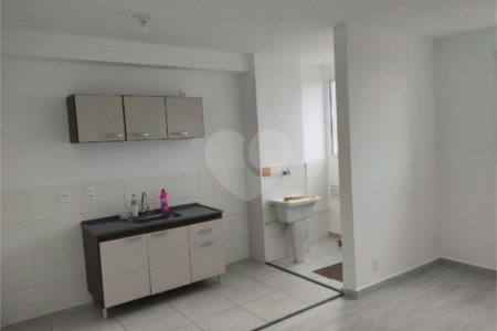 Apartamento à venda com 2 quartos em Guaiaúna, São Paulo, SP