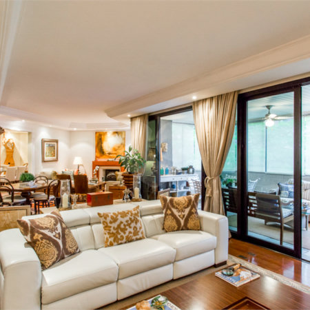 Apartamento à venda com 4 suítes em Real Parque, São Paulo, SP