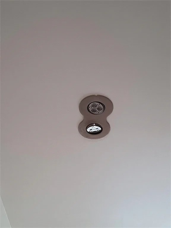 Sobrado à venda com 3 quartos, sendo 1 suíte, em Jardim Bonfiglioli, São Paulo, SP