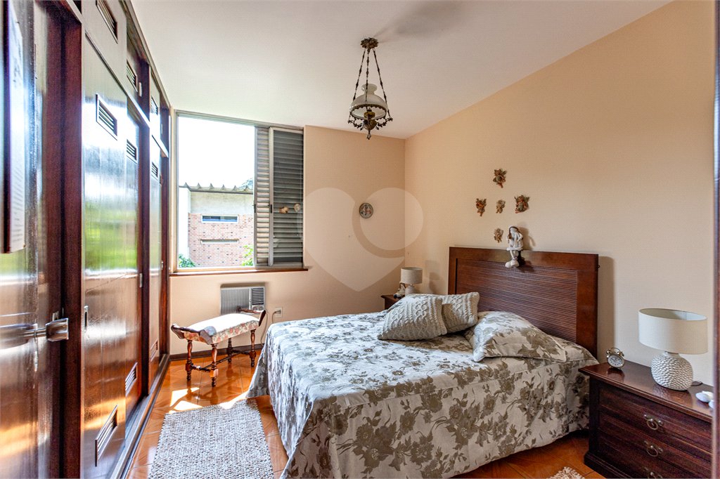 Casa de Vila à venda com 3 quartos, sendo 1 suíte, em Alto da Boa Vista, São Paulo, SP