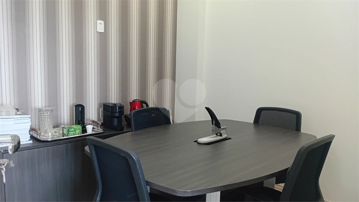 SALA COMERCIAL MOBILIADA PARA LOCAÇÃO NO DOMO BUSINESS | 39 m² | CENTRO – SÃO BERNARDO DO CAMPO/SP