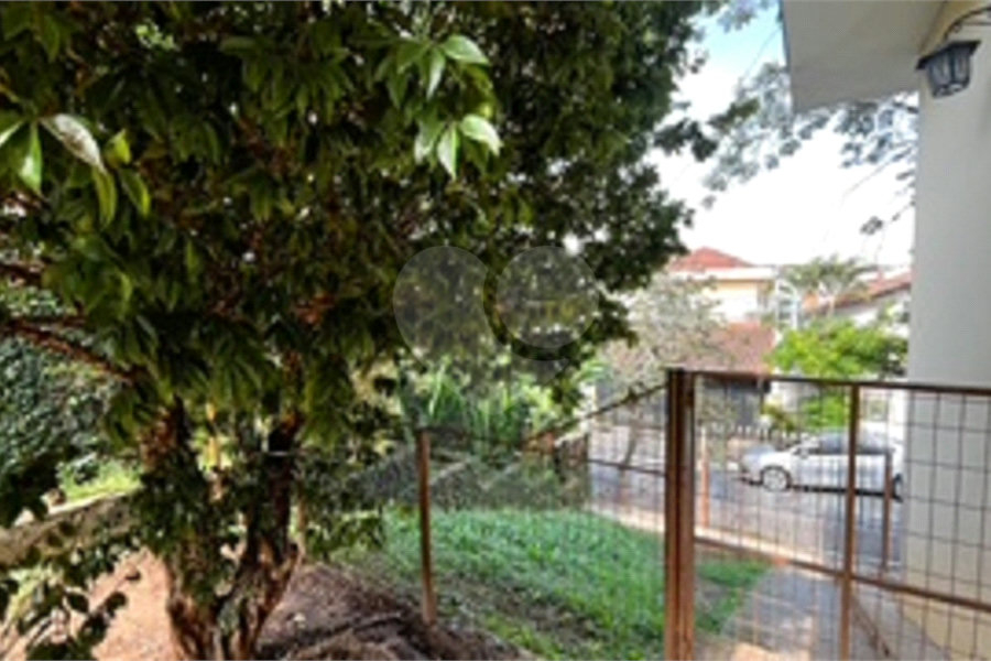Casa Térrea à venda com 3 quartos, sendo 1 suíte, em Horto Florestal, São Paulo, SP