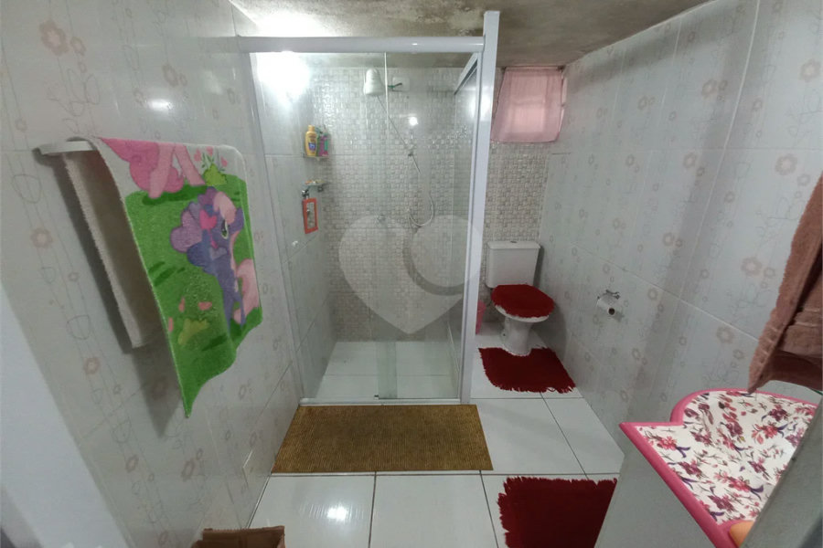 Casa à venda com 6 quartos, sendo 2 suítes, no Brasilândia, São Paulo, SP
