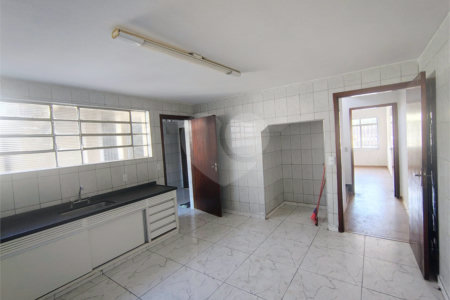 Casa à venda com 3 quartos, sendo 1 suíte, em Vila Vianelo, Jundiaí, SP