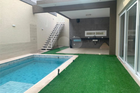 Casa à venda com 3 suítes no condomínio Quadra Real, Atibaia - SP