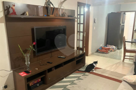 Casa Térrea à venda com 3 quartos em Vila Nivi, São Paulo, SP