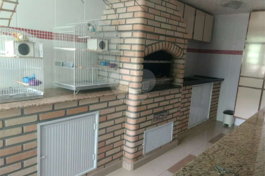 Sobrado à venda com 4 quartos, sendo 1 suíte,  em Vila Guilherme, São Paulo, SP