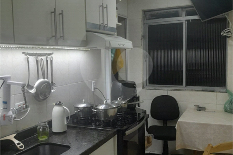 Apartamento à venda com 2 quartos em Cidade Tiradentes, São Paulo, SP