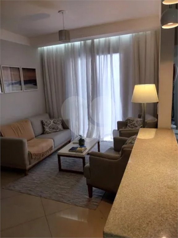 Apartamento à venda com 3 quartos, sendo 2 suítes, em Vila Sanches, São José dos Campos, SP