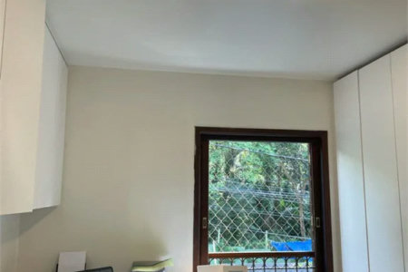 Casa à venda com 4 quartos, sendo 1 suíte,  em Vila Morumbi, São Paulo, SP