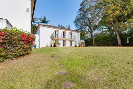 Casa à venda com 4 suítes em Chácara Flora, São Paulo, SP