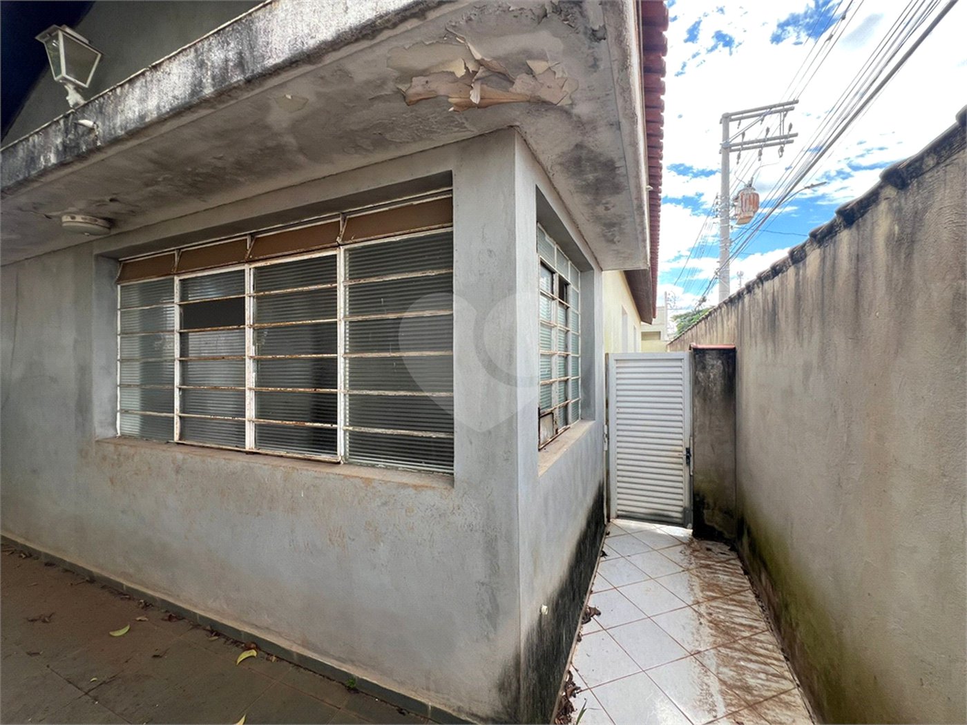 Casa à venda com 3 quartos, sendo 1 suíte,  em Jardim Itália, Itapetininga, SP