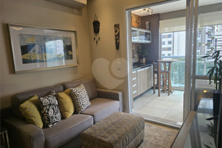 Apartamento para alugar com 2 quartos, sendo 1 suíte,  em Jardim das Acácias, São Paulo, SP