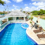 Casa à venda com 5 quartos, sendo 4 suítes, em Marina, Armação dos Búzios, RJ