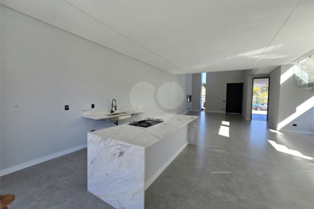 Casa à venda com 3 suítes em Residencial Teriva Vista da Serra, Atibaia, SP