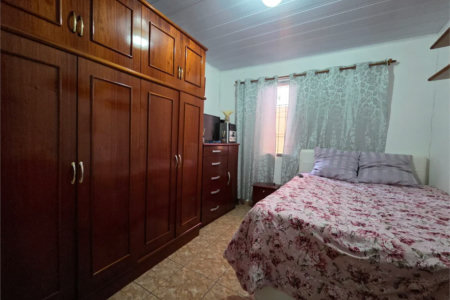 Casa Térrea à venda com 2 quartos em Parque Independência, São Paulo, SP