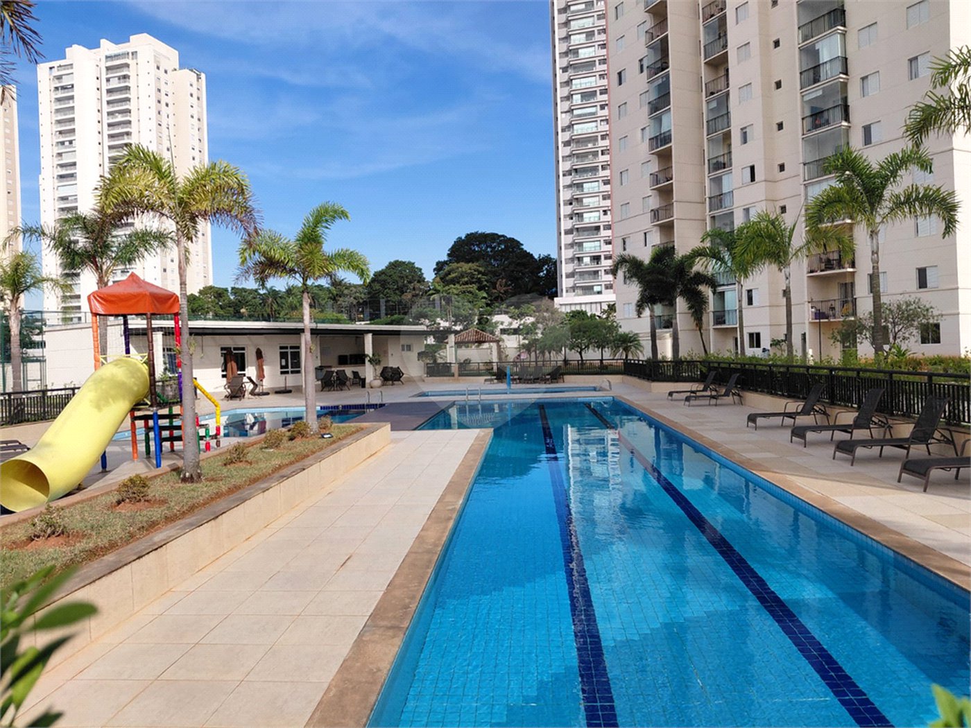 Apartamento à venda com 3 quartos, sendo 1 suíte, em Lapa, São Paulo, SP