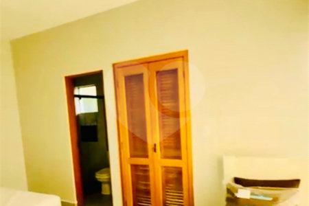 Casa à venda com 4 suítes no condomínio Portal Ouro Verde, Atibaia - SP