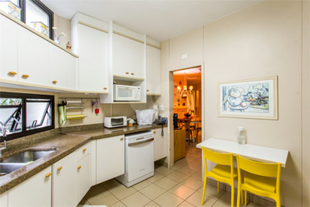 Apartamento à venda com 4 suítes em Real Parque, São Paulo, SP