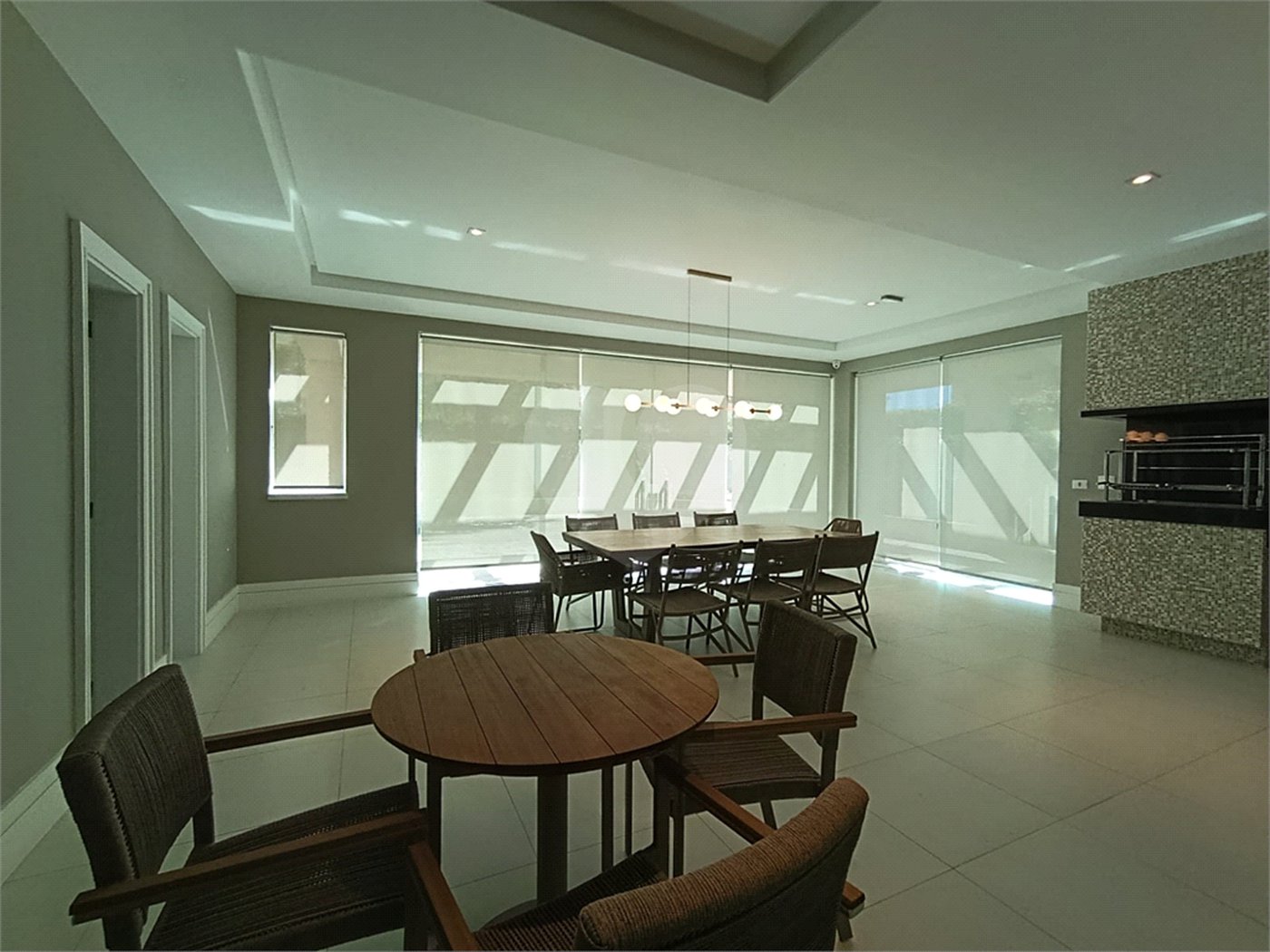 Apartamento para alugar com 3 suítes em Jardim Virgínia, Guarujá, SP