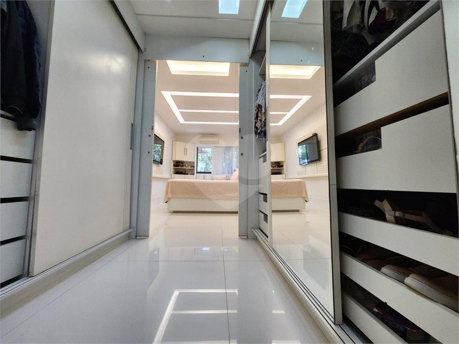 Apartamento à venda com 4 quartos, sendo 1 suíte, em Tijuca, Rio de Janeiro, RJ