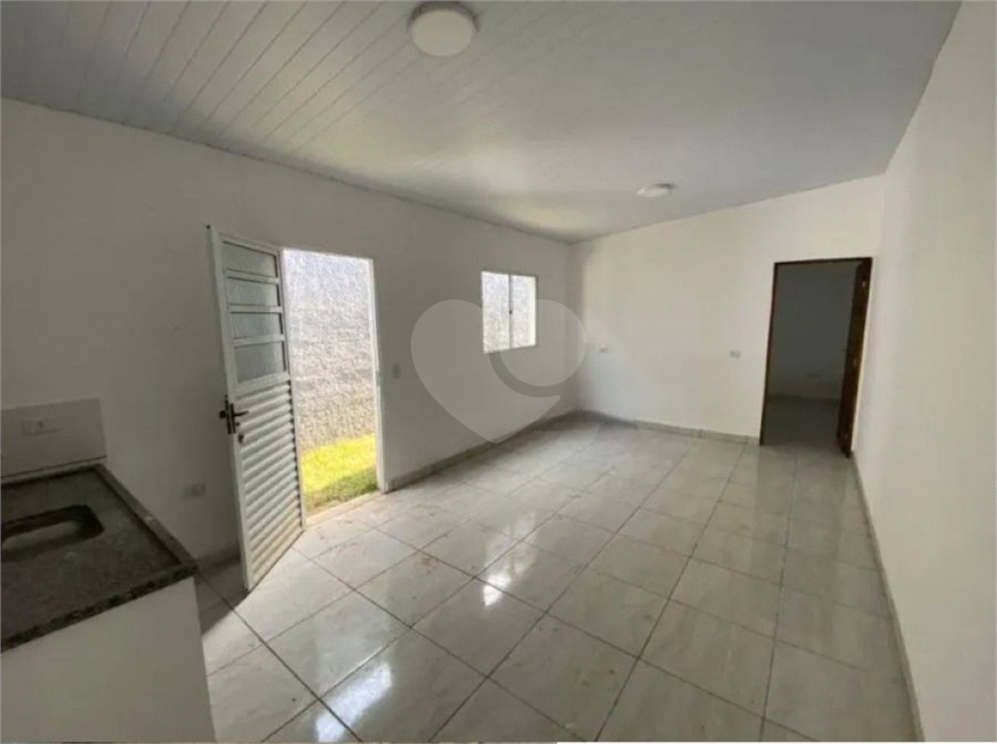 Casa Térrea à venda com 2 quartos em Vila Santa Helena, Atibaia, SP