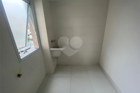 Casa à venda com 2 quartos no condomínio Severa, São Paulo - SP